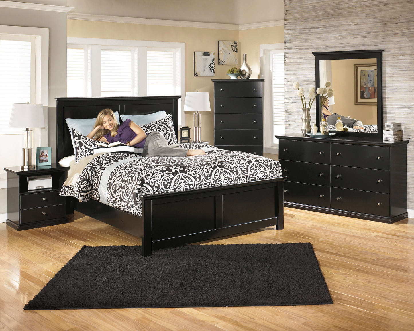 Maribel Black Bedroom Set