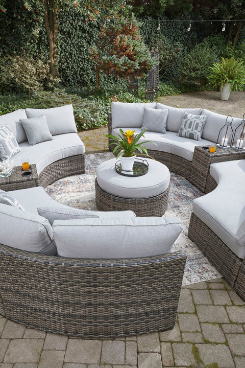 Harbor Court 7-Piece Outdoor Sectional Set