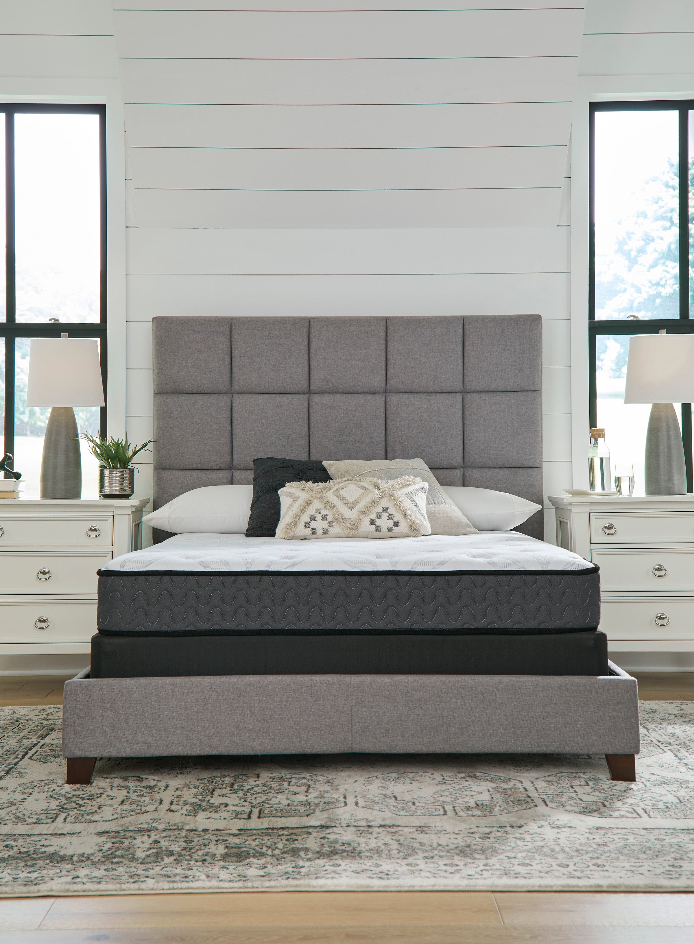 8 Bonnell Innerspring Queen Mattress Peak Legacy Furniture Mattress