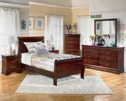 Moonwalker Dresser