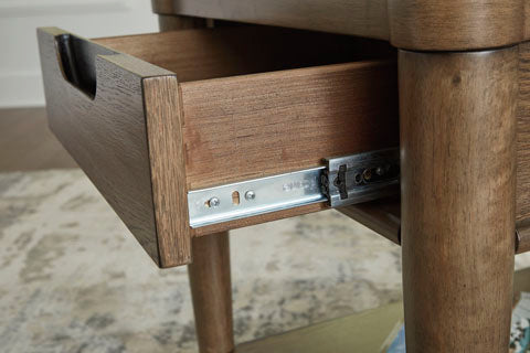 Roanhowe Brown End Table