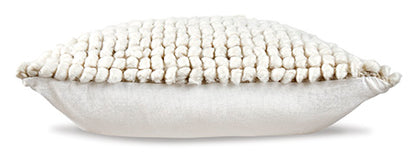 Avie Pillow