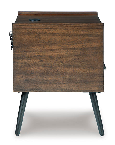 Calmoni Brown End Table