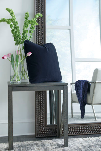 Cay Throw Pillow