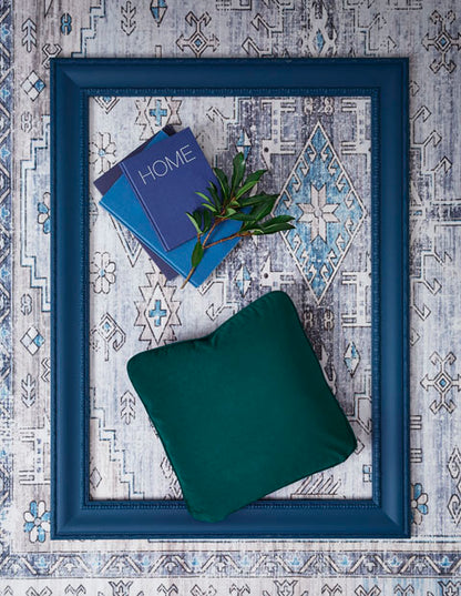Cay Throw Pillow