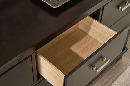 Covetown Chest of Drawers