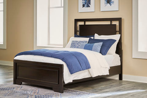 Covetown Full Panel Bed