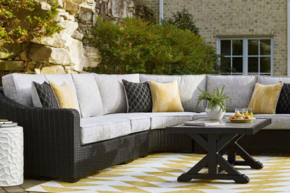 Beachcroft Black 4pc Sectional Outdoor Set