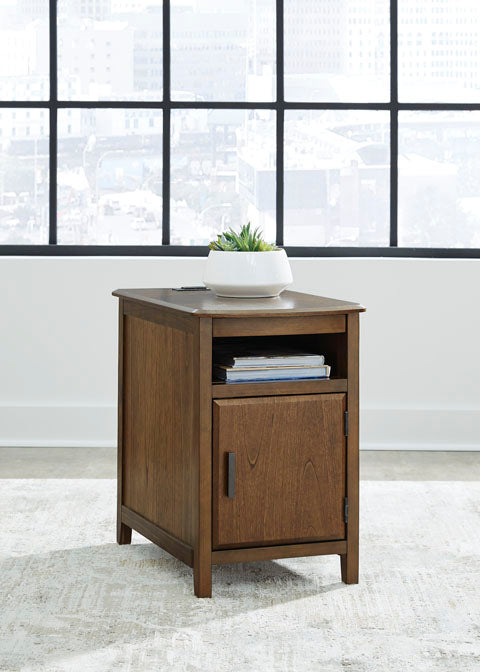 Devonsted Brown Chairside End Table