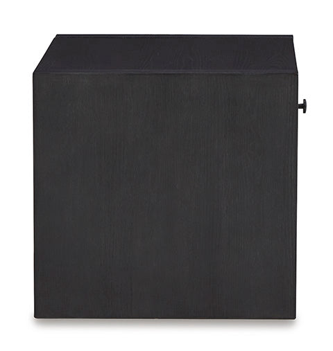 Foyland Black End Table