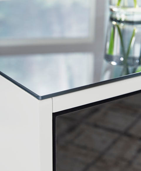 Gardoni White and Black End Table