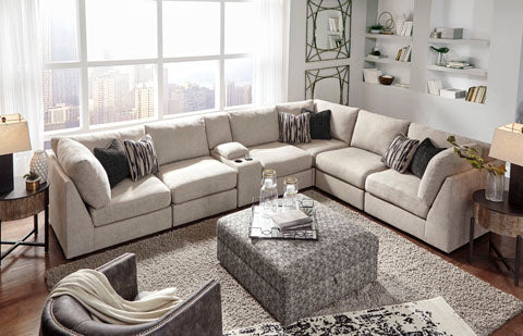 Kellway Bisque 7-Piece Sectional