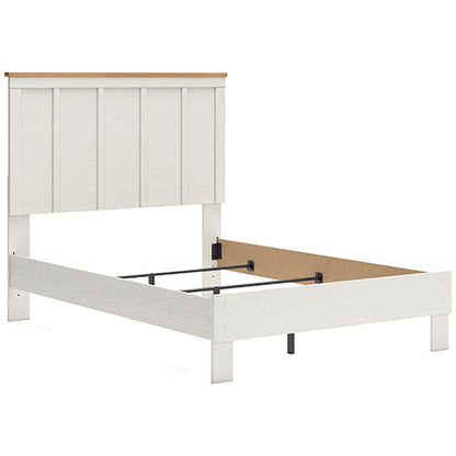 Linnocreek White Full Panel Bed