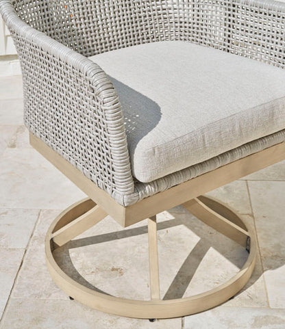 Seton Creek Outdoor Dining Set
